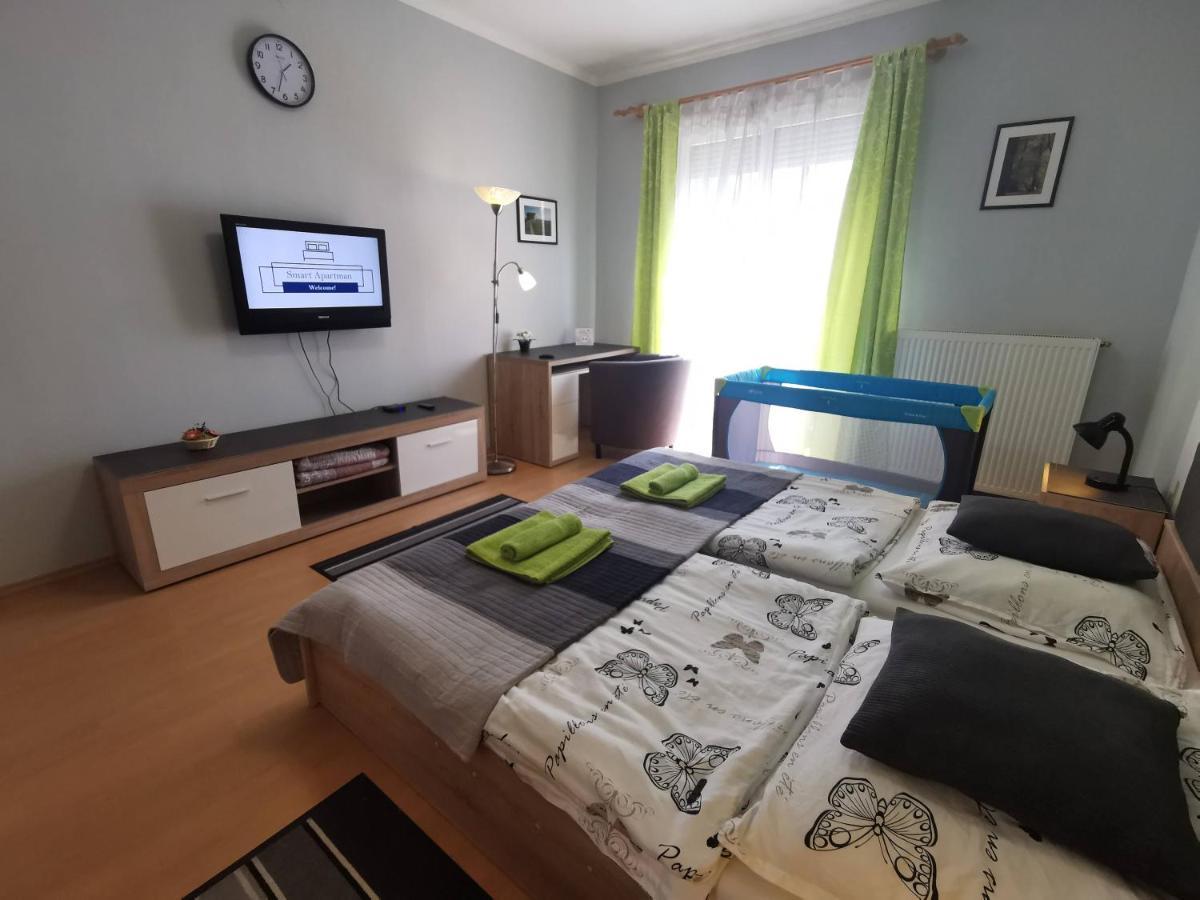 Smart Szallas Apartman Miskolc Exterior photo