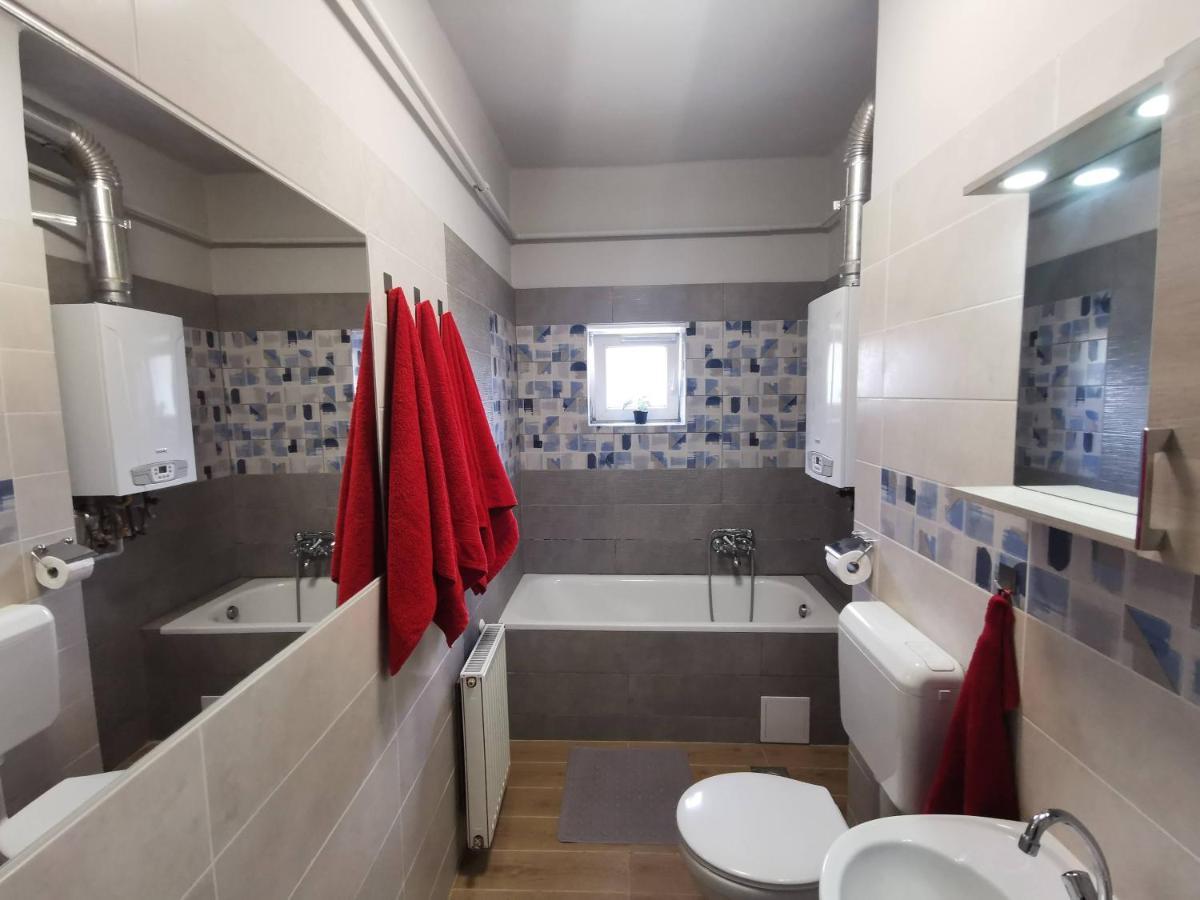 Smart Szallas Apartman Miskolc Exterior photo